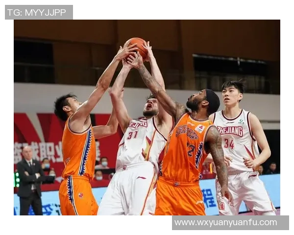 深入分析上海篮球队的阵地战战术特点与执行策略